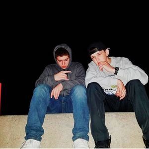 Meet your Posher, Wesley